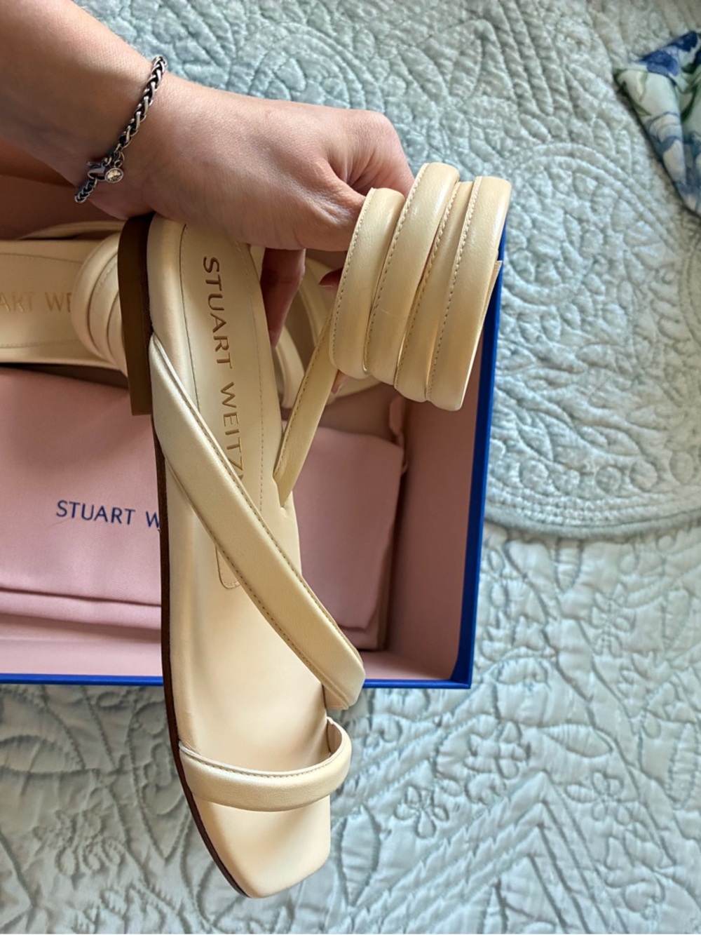 STUART WEITZMAN | beatrix flat wrap sandal in cream - Picture 4 of 7